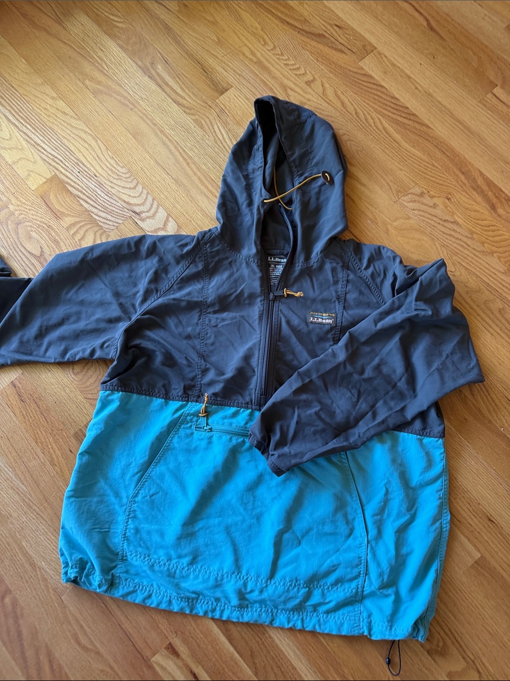 L.L. Bean Two-Tone Woman’s Anorak Hooded awind breaker- Navy & Teal